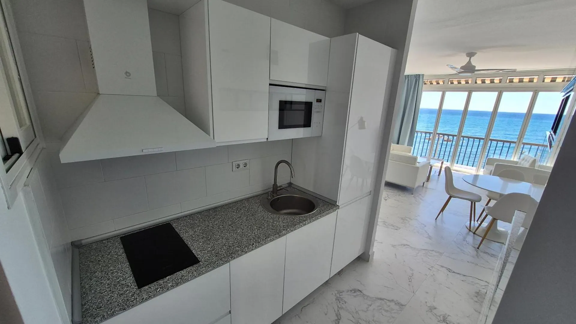 Apartamento Primera Linea Playa Aguadulce אגוואדולסה